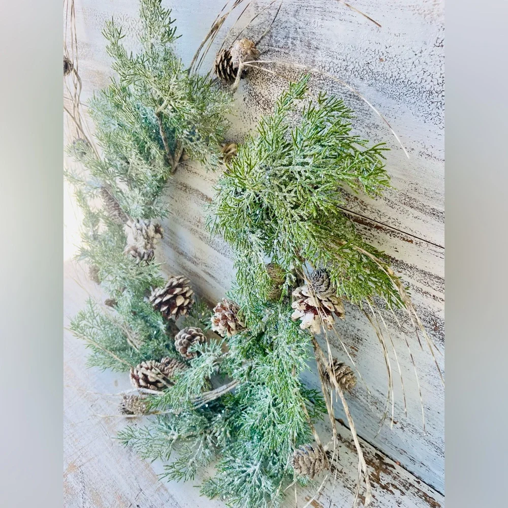 Birch Tipped Cedar Wreath